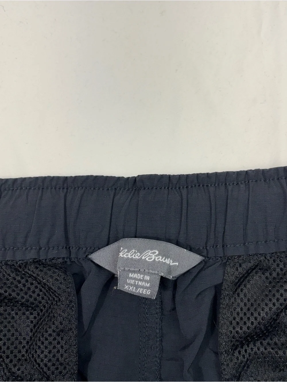 Eddie Bauer Men's Black Lightweight Performance Cargo Shorts Fishing Outdoor 2XL